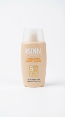 ضدآفتاب فیوژن واتر رنگی ایزدین مجیک لایت SPF 50
